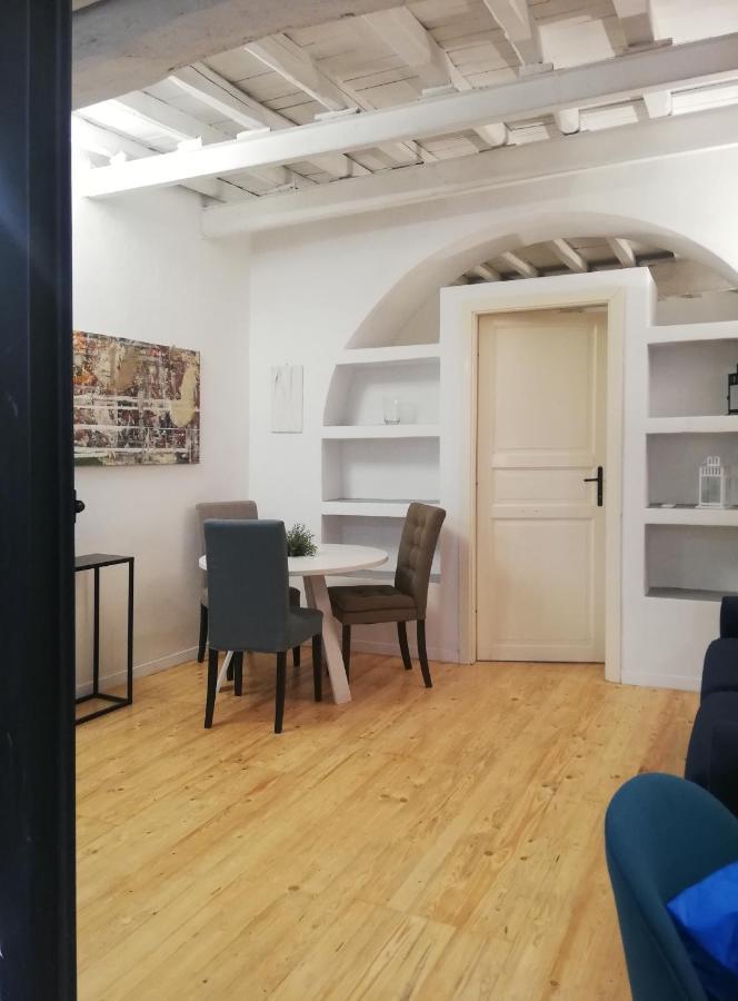 Apartments Campo De Fiori Рим Екстериор снимка